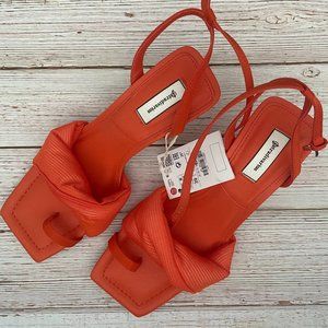 Orange High-heel sandals with toe detail USA 8